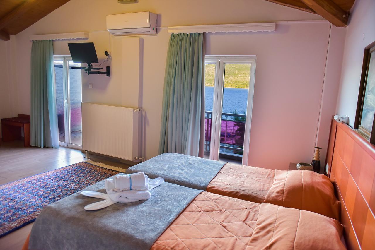 Oscar Hotel Амфилохия Экстерьер фото